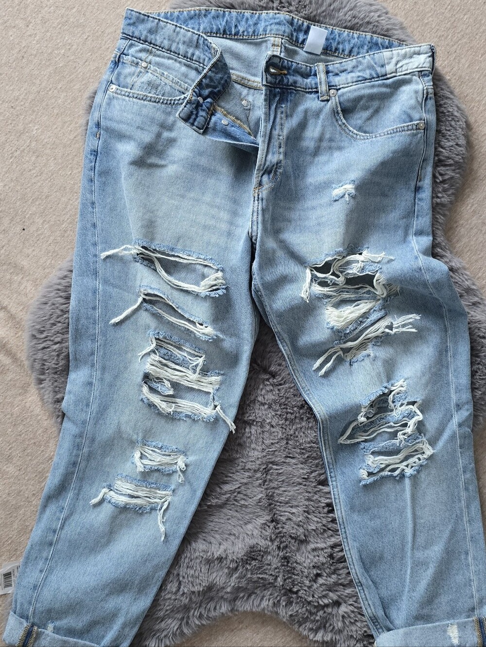 H&M Light Blue Distressed Boyfriend Jeans